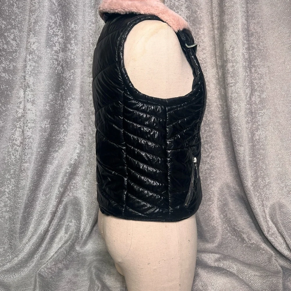 Black Quilted‎ Vest with Pink Collar